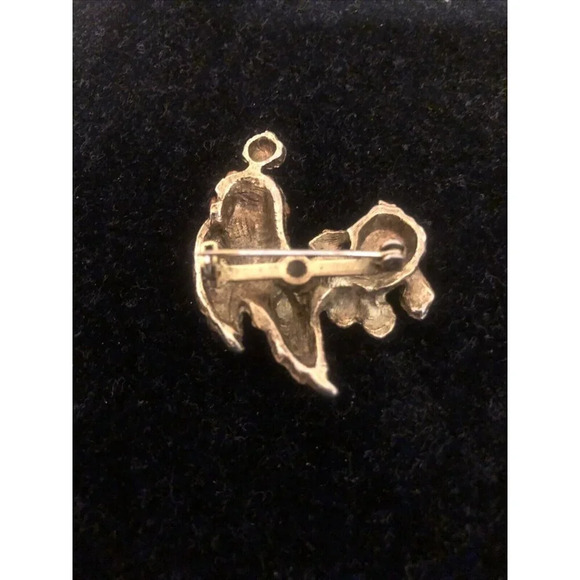 VintageTextured Gold Tone PLAYFUL POODLE DOG Brooch Red Blue Amber Rhinestones - Picture 4 of 6